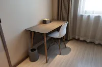 HanTing Hotel (Jiyuan Municipal Government Powerlong Plaza) - ที่มีที่จอดรถ