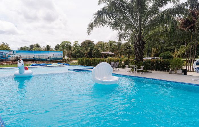 Baan Suan Khun Ta and Golf Resort