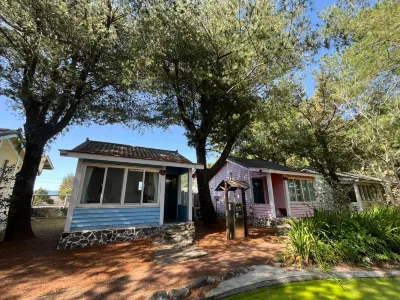 Pines Garden 중대선사 주변 호텔