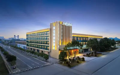 Vienna International Hotel (Chongqing Rongchang North High-speed Railway Station) Hotel in zona Rongchang Station