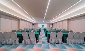 HanTing Hotel (Chongqing Huangnibang Subway Station)
