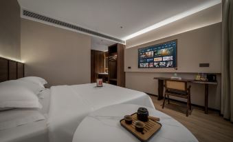 Lanting Yueyunxi Design Hotel (Chongqing Lianglukou Subway Station Branch)