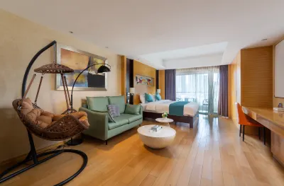 Qingshi Homestay (Beijing Sanlitun Workers' Stadium) Hotels near Guangyuyuan Traditional Chinese Medicine History and Culture Museum