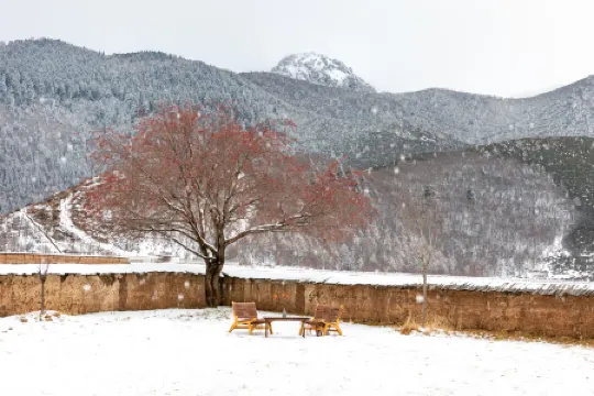 Shangri-La Qingyu·Jianshan Guipu Manor (Napahai Scenic Area Branch)