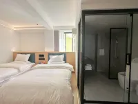 Jianchuan Apeng Holiday Hotel - Bãi đậu xe