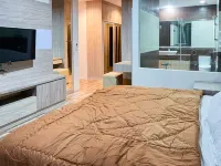 Luxury 3BR Kemang Village w/ Netflix, WiFi, Pool Hotels in South Jakarta