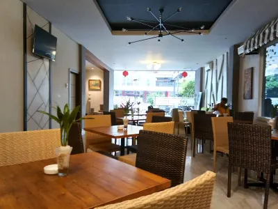 Agung Hotel Kendari Hôtels à : 