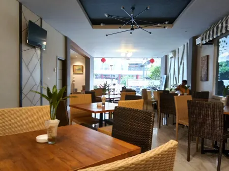 Agung Hotel Kendari Отели в г. Mandonga