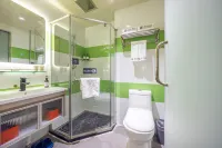 Zhiyin Hotel (Weinan Linwei District Vocational and Technical College Store) Hotels near Dacheng Hall of the Confucian Temple