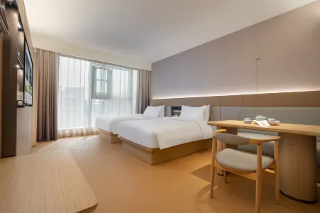 JI Hotel (Xi'an Zhonglou Dachashi Subway Station)