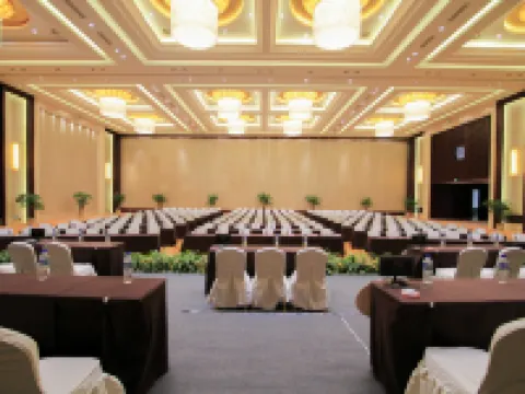 Huquan Resorts & Spa Hotels in Mile