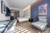Atour Hotel The Mixc Henglong Plaza Hotels in Kunming