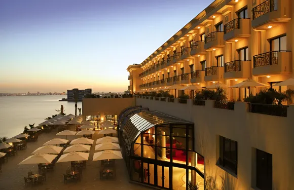 伯格斯杜拉克巴塞羅凱煌酒店