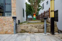 Floral Lux Hotel Yinhe Valley Guesthouse Lushan - parking