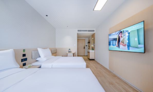 Hi Inn (Panzhihua South Railway Station)