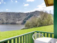 Vacancéole - les Chalets de la Chazotte Hotels in Vergheas