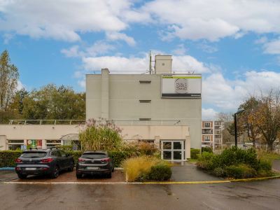 B&B HOTEL Lille Villeneuve d'Ascq Hôtel de Ville