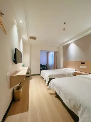 Lejia Hotel Lanzhou (Eastern Comprehensive Wholesale Market Provincial People's Hospital)