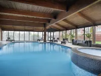 Delta Hotels Preston - piscina