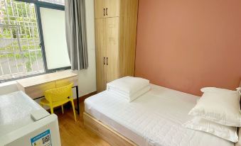 Shenzhen Xiangfu Apartment