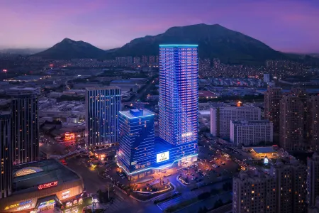 Crystal Hotel Dalian Development Zone Wanda Plaza Отели рядом с достопримечательностью «Dalian Minzu University»