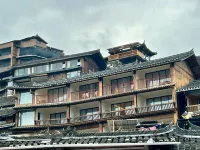 Mountain and Mountain Panoramic Homestay