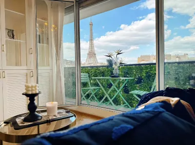 Eiffel view Serenity Elegant