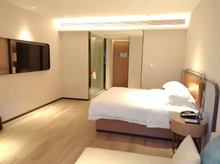 Echarm Hotel (Dongguan Guoji Qichecheng Lanqiuzhongxin)
