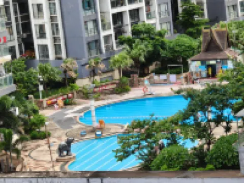 Campanile Hotel (Shenzhen Longcheng Plaza  Metro Station)