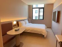 Hanting Hotel (Wenling Wanda Plaza Sanxing Avenue Branch)