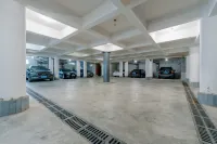 Spirited Silky Inn（ncient Dali City） - Parking