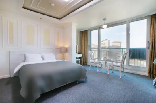 Hotel Parkwood Incheon Airport