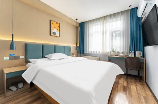 Ginza Jiayi Qingju Hotel (Qilu Hospital Quancheng Square) Hotels near Spring City Square