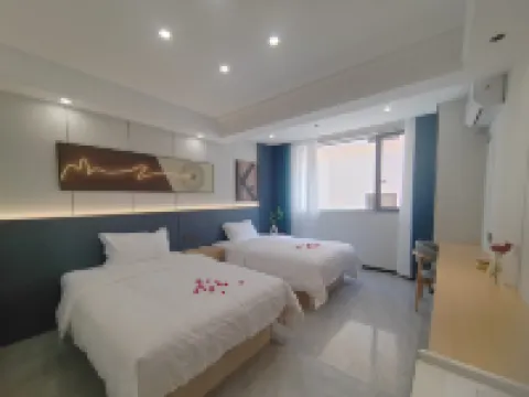 XINGHAI HOTEL AND RESORT Hotels in Boten
