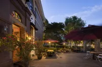 Fanhuali Antique Garden Inn. Hotels near Nanxun Yong'an Second-Hand Goods Consignment Store