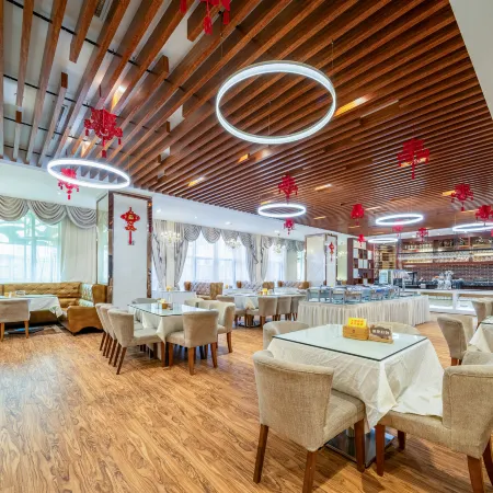 Zhonglian Harbor Hotel