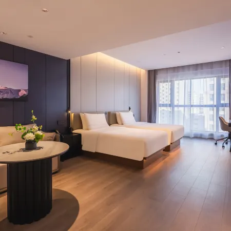 Atour Hotel (Weihai Urban Area Xingfu Gate)