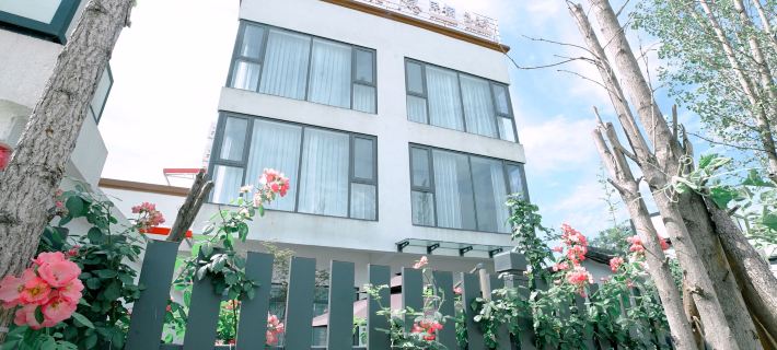 Serene Foothills Lodge Hotels in Mianzhu