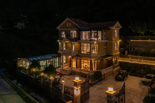 Li Xueyu Rongdi Homestay