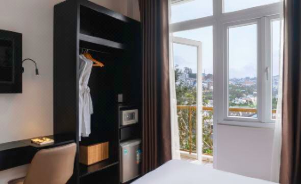 Nature Hotel - Luong The Vinh