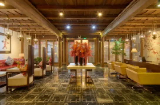 Floral Hotel·Xietong Qingshang Store Hotel (Pingyao Ancient City Branch）
