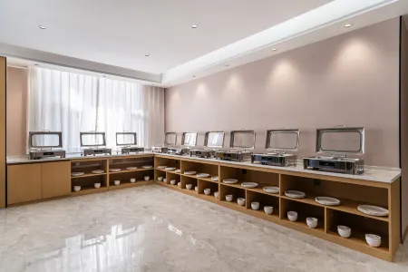 Shufu Hotel (Shufu County People's Government Store) Отели в г. Шуфу