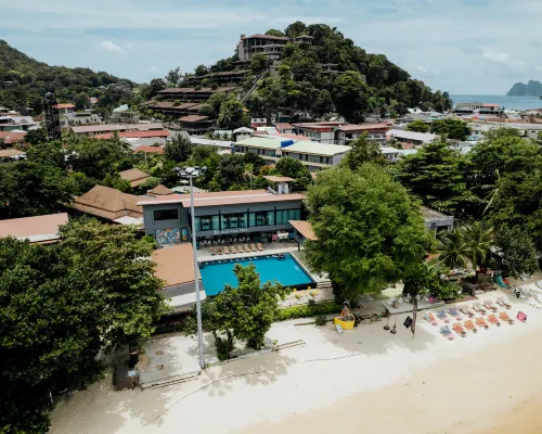 Ibiza House & Rawianda Villas Hotels near Koh Phi Phi Viewpoint