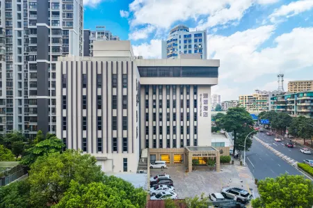 Grand Tide Hotel Отели рядом с достопримечательностью «Xidi Wharf»