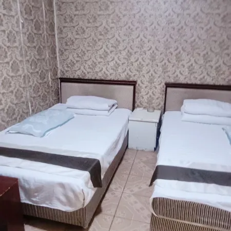 Travel Hotel (Jiayuguan South Station)
