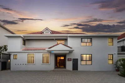 Six Jing Years | Balmy·Green Mountain View Private Vacation Stay Hotel in zona Dehong Vocational College