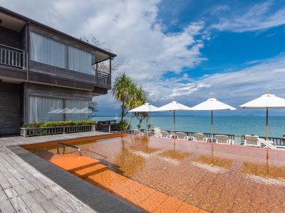 Baan Ploy Sea