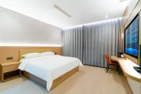 Yaduo Hotel (Suichuan County Museum)