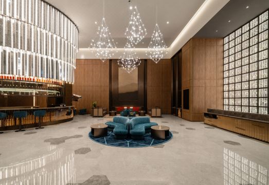 Crystal Hotel의 피트니스 센터 이미지