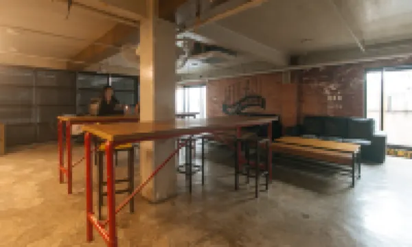 RedDoorz Premium @ MyTown New York